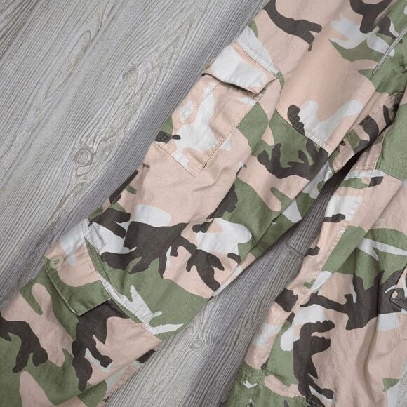 Unbranded Women’s Small Pink Green Cargo Style Pull On Jogger Pants Athleisure - Picture 7 of 9